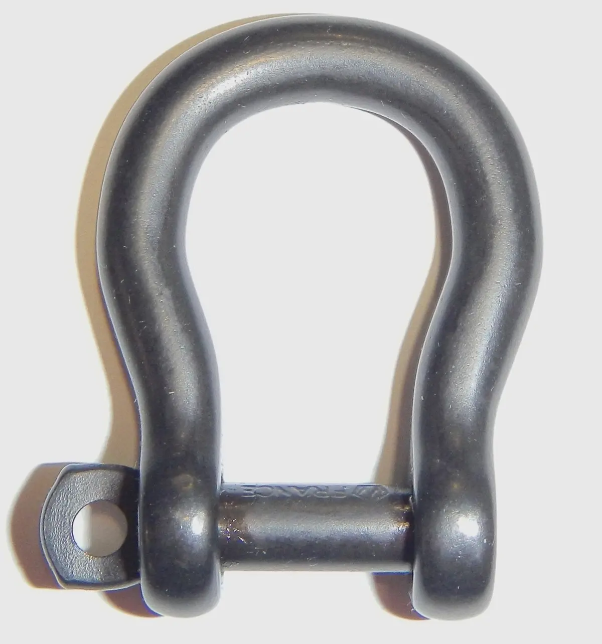 Wichard 5/16" Diameter Self-Locking Bow Shackle - Black 1