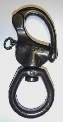 Wichard 5 1/2" Large Bail Snap Shackle - Black 1