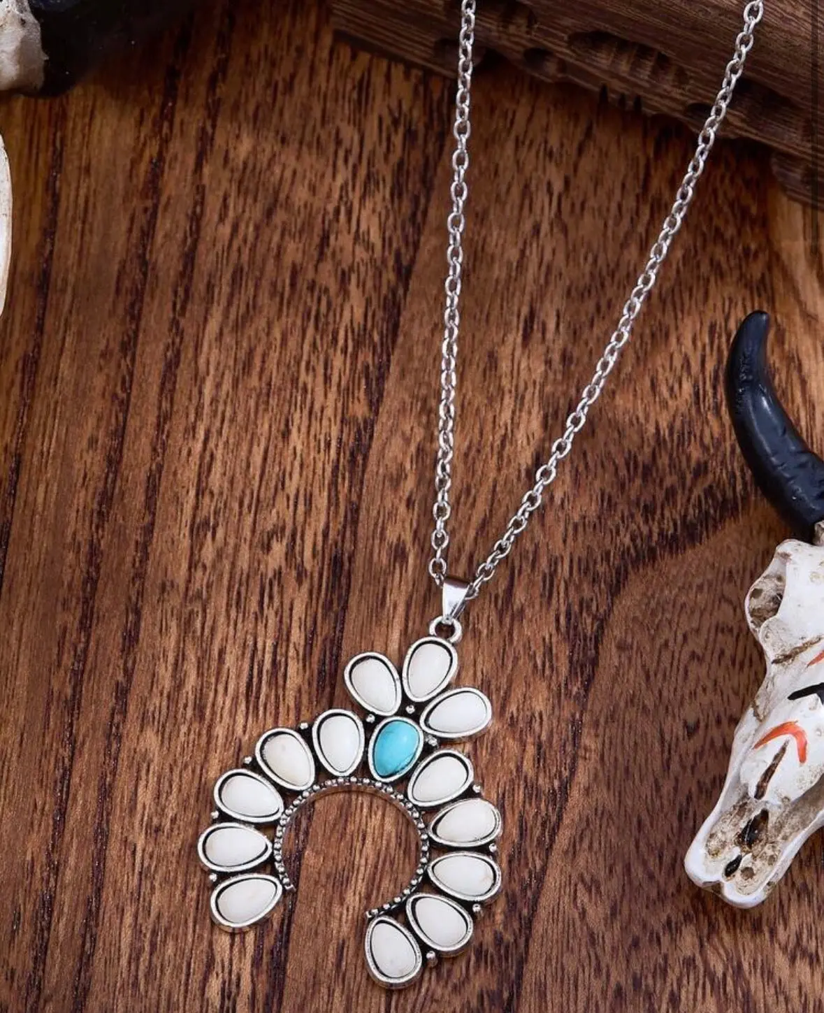 White And Turquoise Squash Chain Necklace 1