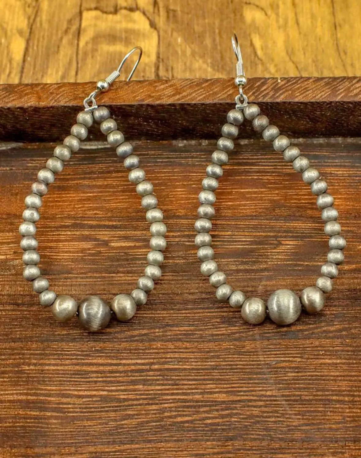 Navajo Pearl Earrings 1