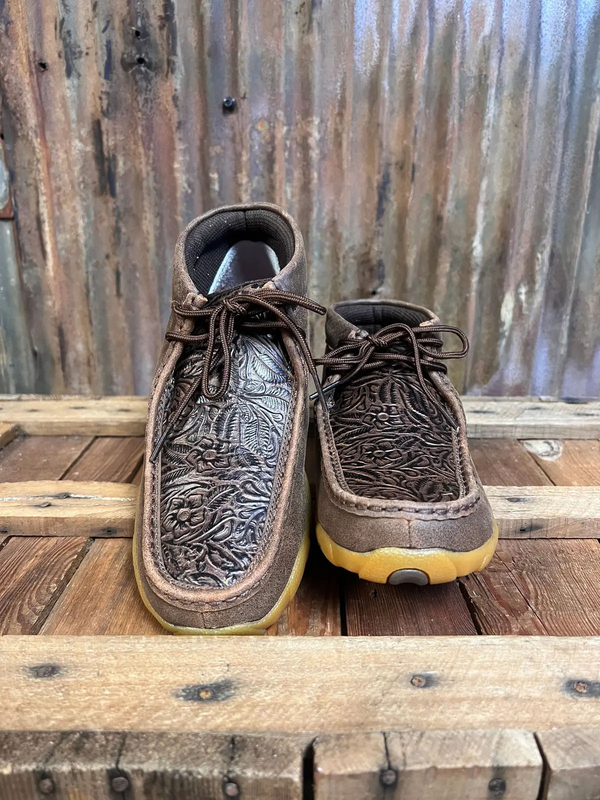 Twisted X Tooled Driving Moc 1