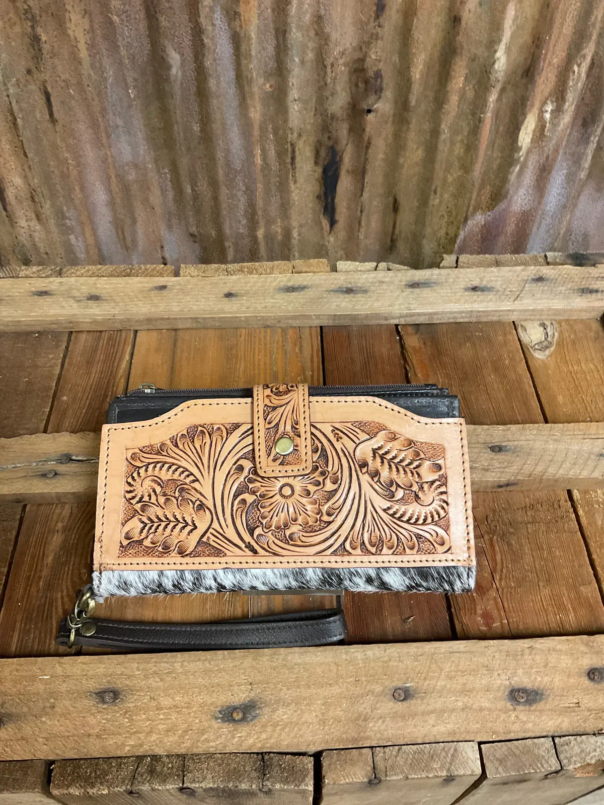 Challenger Cowhide Wallet/Clutch 1