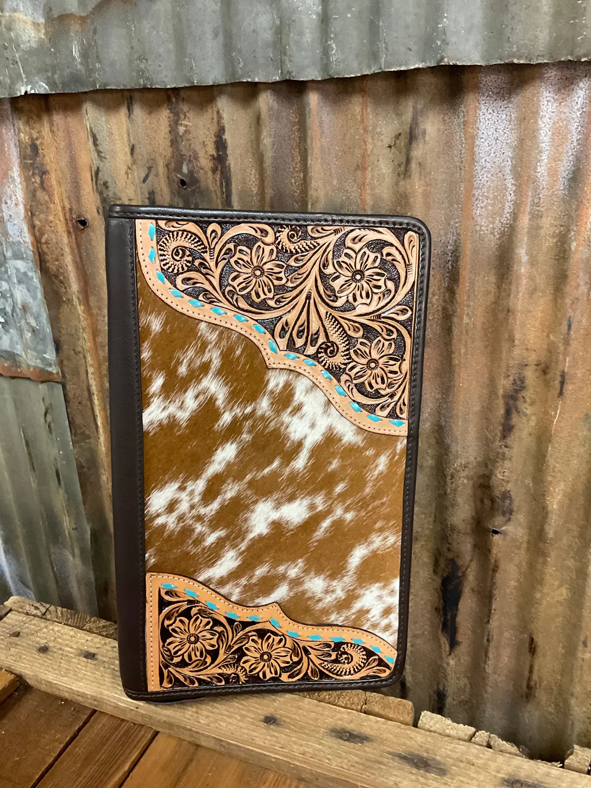 Challenger Western Floral Tooled Leather Travel Jewelry Case 1