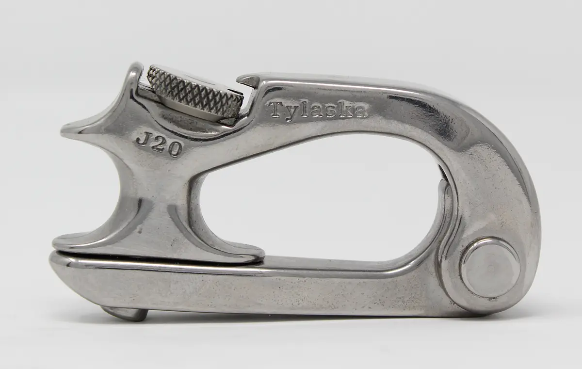 Tylaska 3" J20 J-Lock Shackle 1