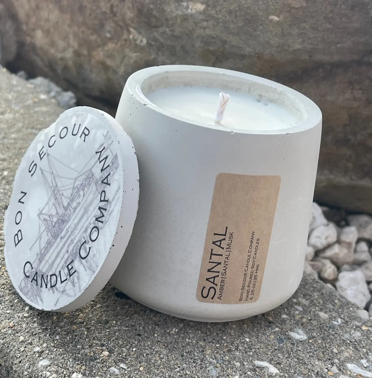 Artisan Concrete “Santal” Soy Wax Candle 1