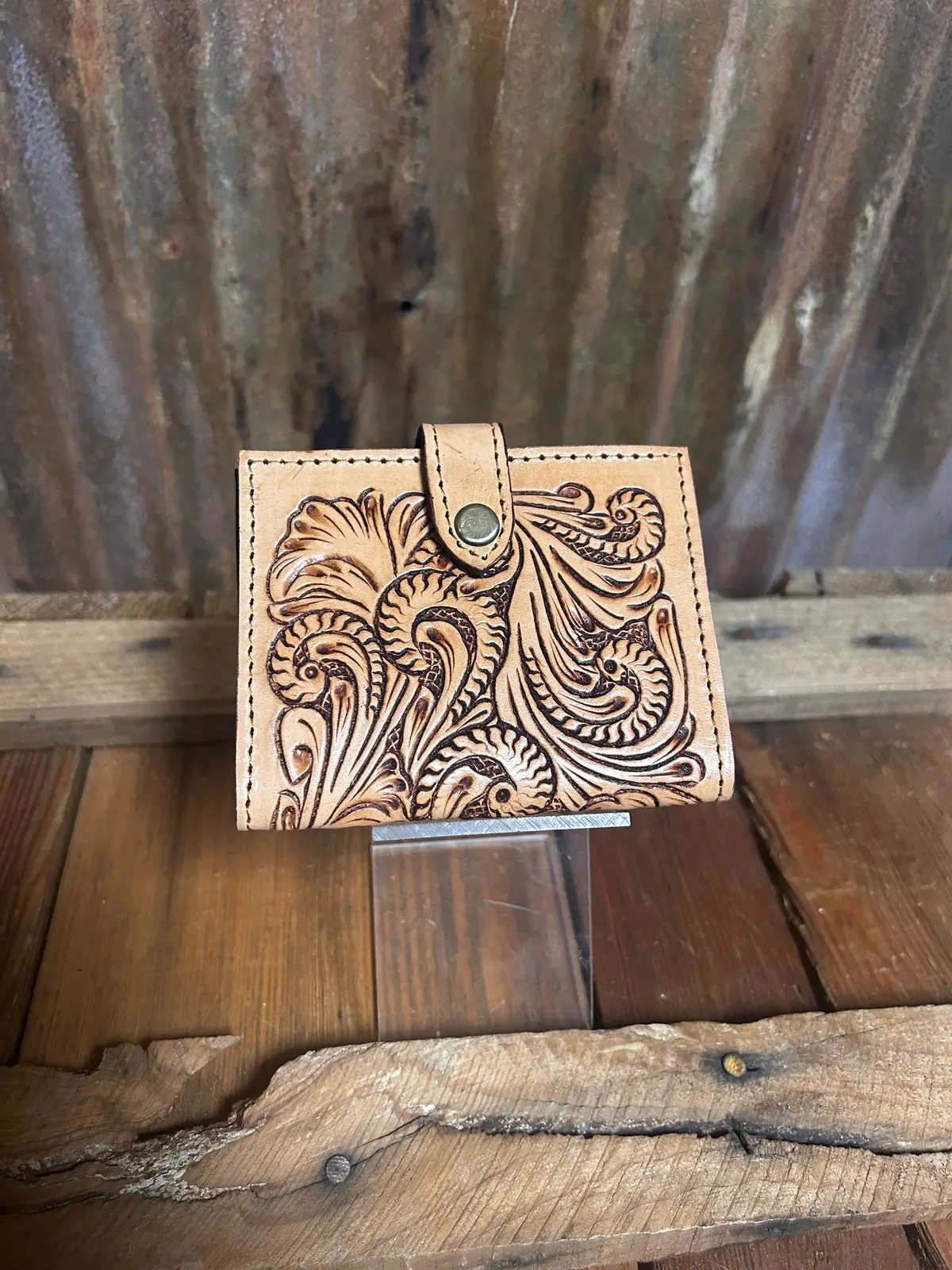 Challenger Money Card Holder With Tooled Leather 1
