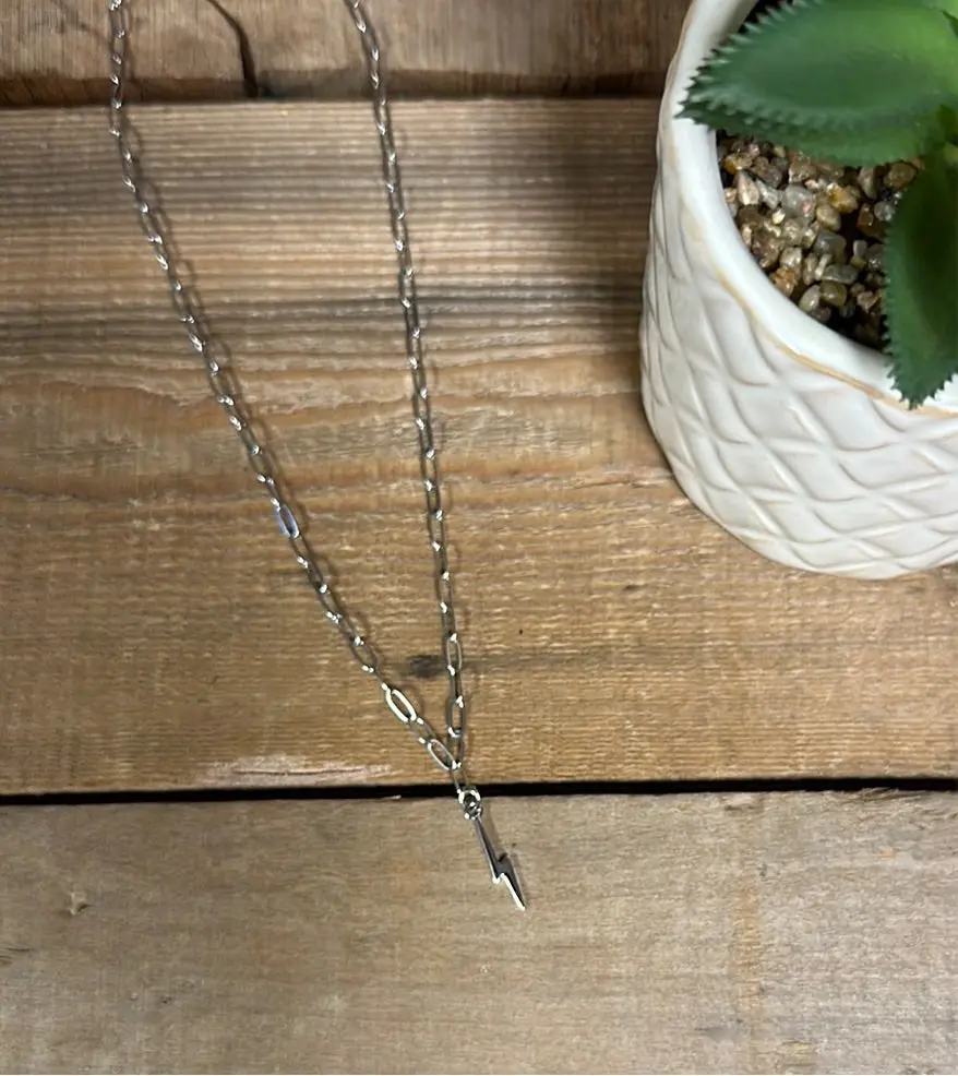 Chain Choker Bolt With Real Turquoise/Rhinestones 1